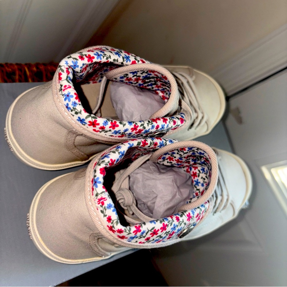 Palladium Women's Aventure Sneaker Lotus Canvas Hi Top Shoes -Size US 8 - Picture 9 of 12
